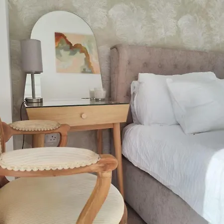 Cooperage 3 Bedroom House בית נופש *