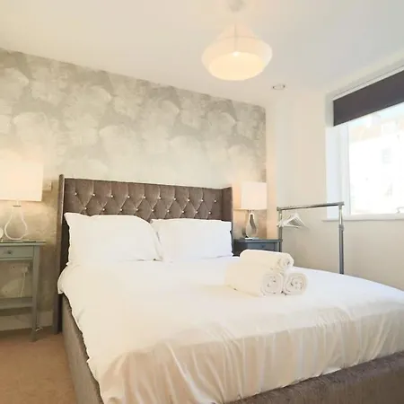 Cooperage 3 Bedroom House Hébergement de vacances Bristol